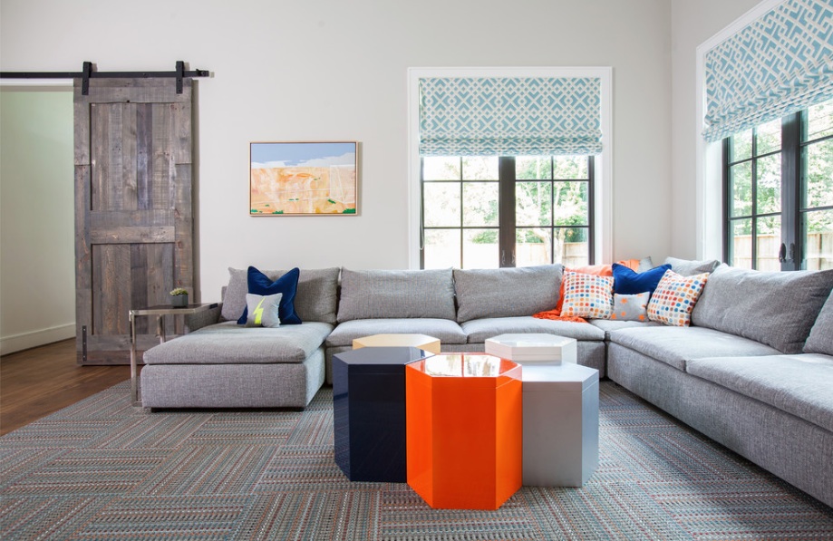 Elegant living room ideas with modern coffee table