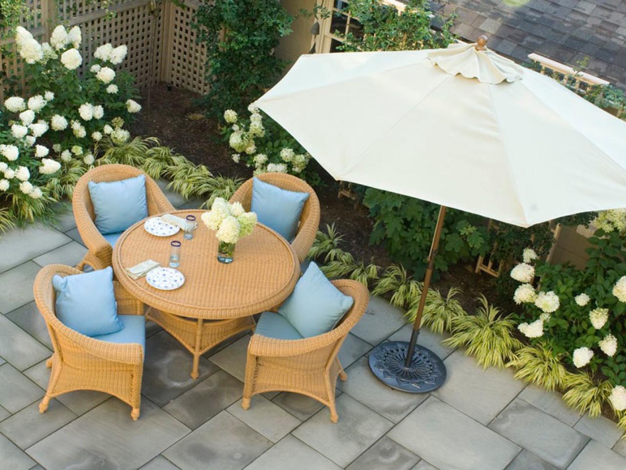 Minimalist Patio Design