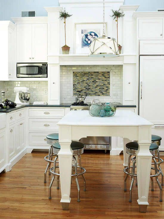 Dining Room in Kitchen 2