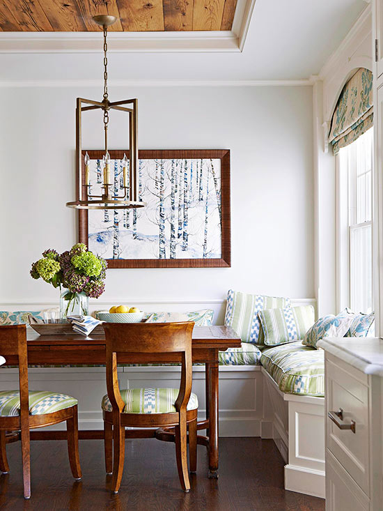 Traditional Rustic Dining Room Table Set