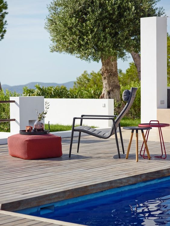 Core Highback Pool Chaise Lounge Chair Core Highback Pool Chaise Lounge Chair