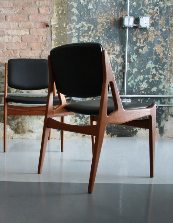 Arne Vodder; Teak and Leather 'Ella' Side Chairs for Vamo, 1962