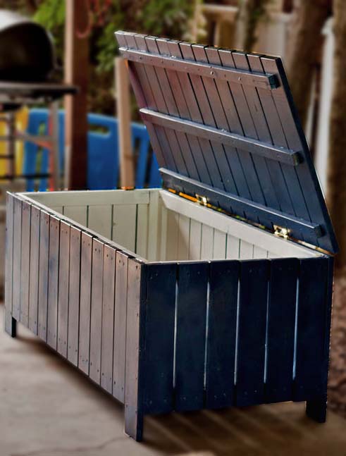 DIY Patio Storage Bench DIY Patio Storage Bench
