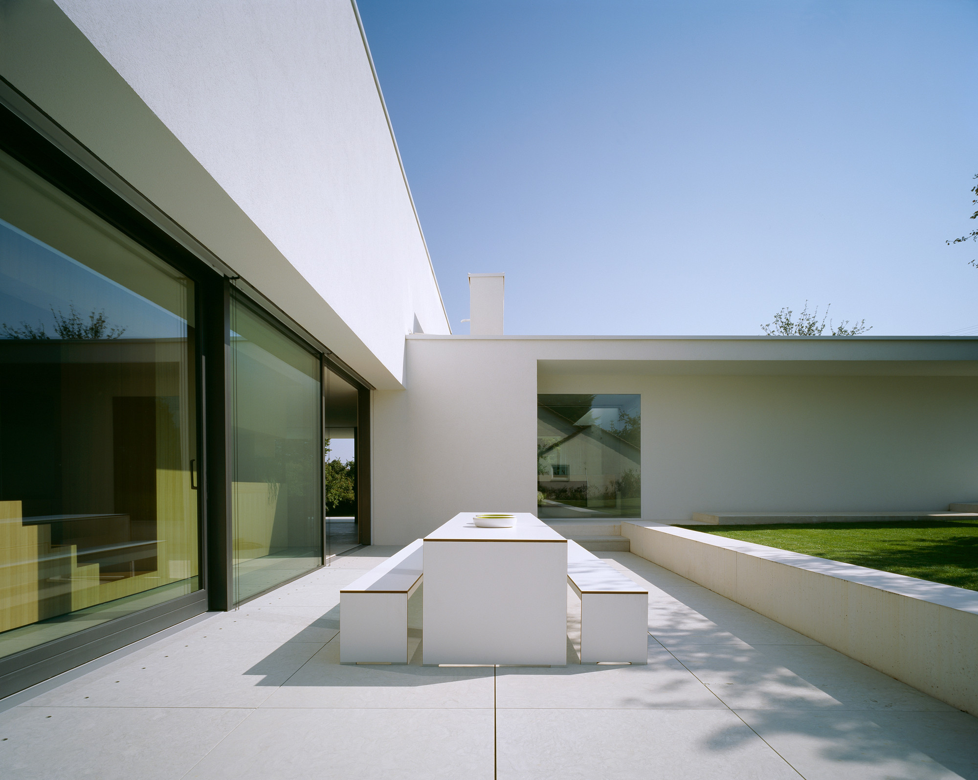 Box House Design Anna Philipp House P by Philipp Architekten - Exterior Design Box House Design Anna Philipp House P by Philipp Architekten - Exterior Design