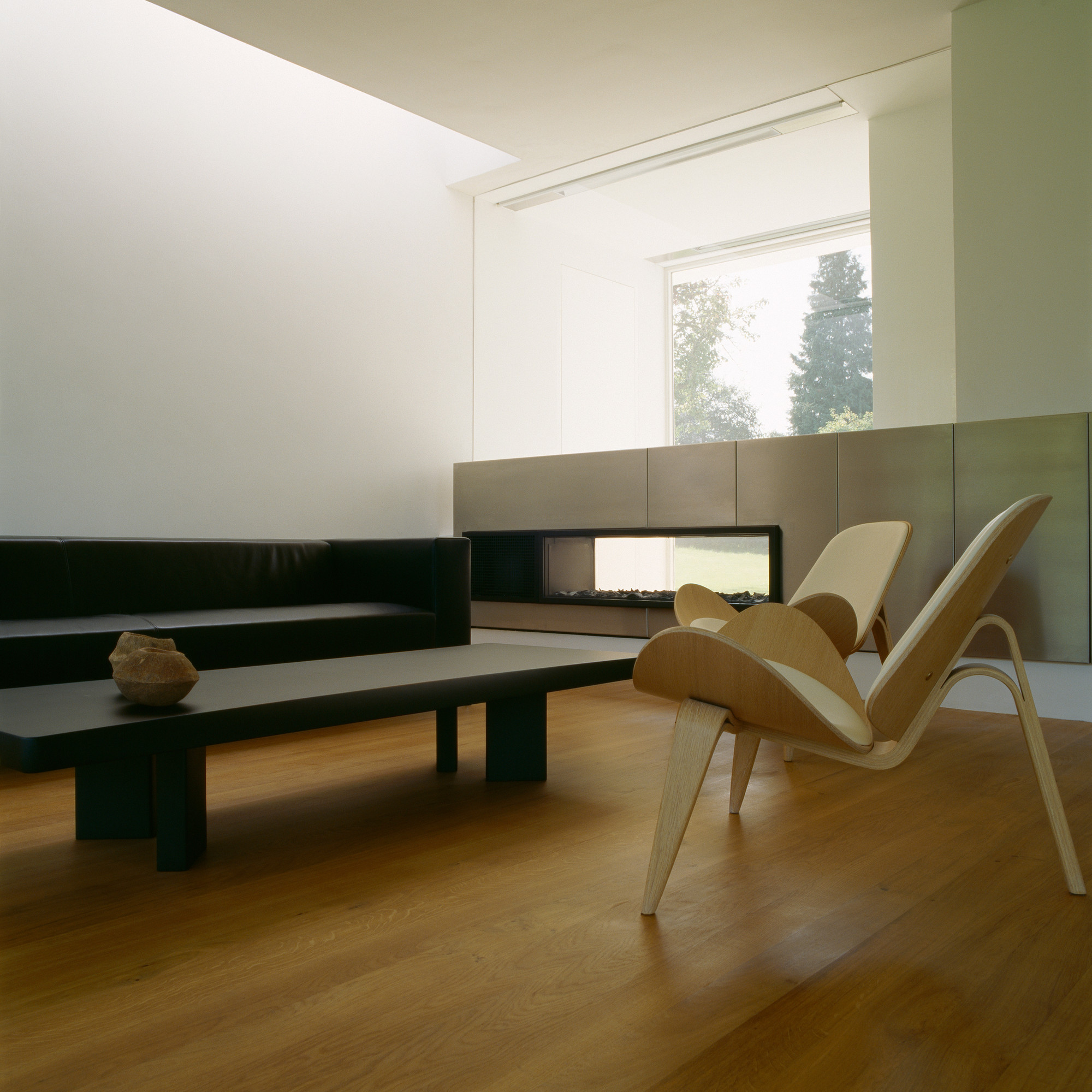 Hardwood Flooring House Anna Philipp Among Dark Table Also Orange Chairs At House Anna Philipp Hardwood Flooring House Anna Philipp Among Dark Table Also Orange Chairs At House Anna Philipp