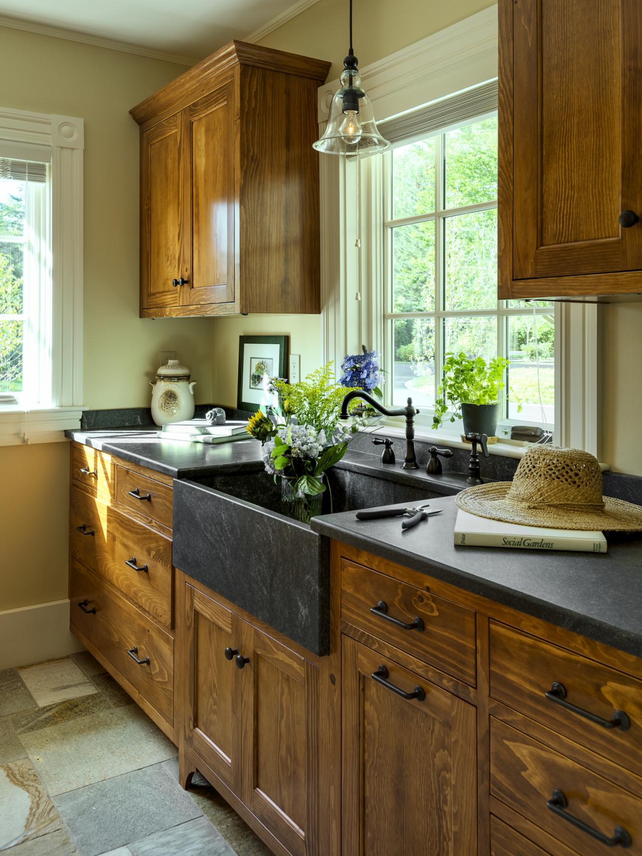 Cottage-Style Kitchen With White Pine Cabinets Cottage-Style Kitchen With White Pine Cabinets