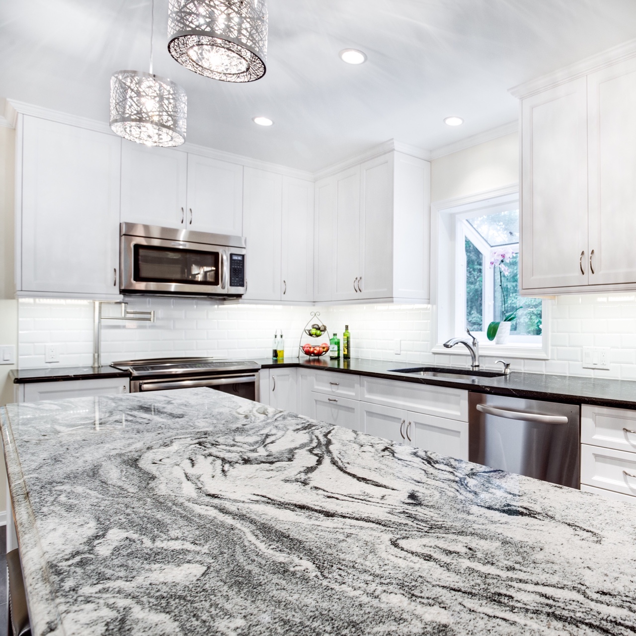Silver Cloud Granite Kitchen Island Countertop Silver Cloud Granite Kitchen Island Countertop