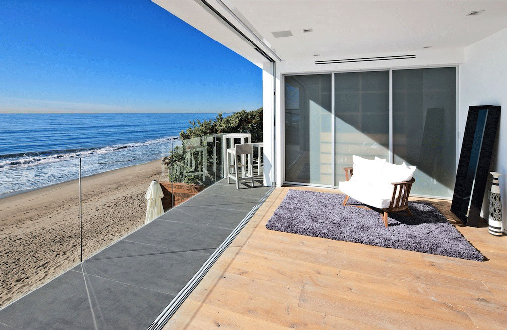 Modern Style Used Wooden Flooring Also Glass Sliding Door