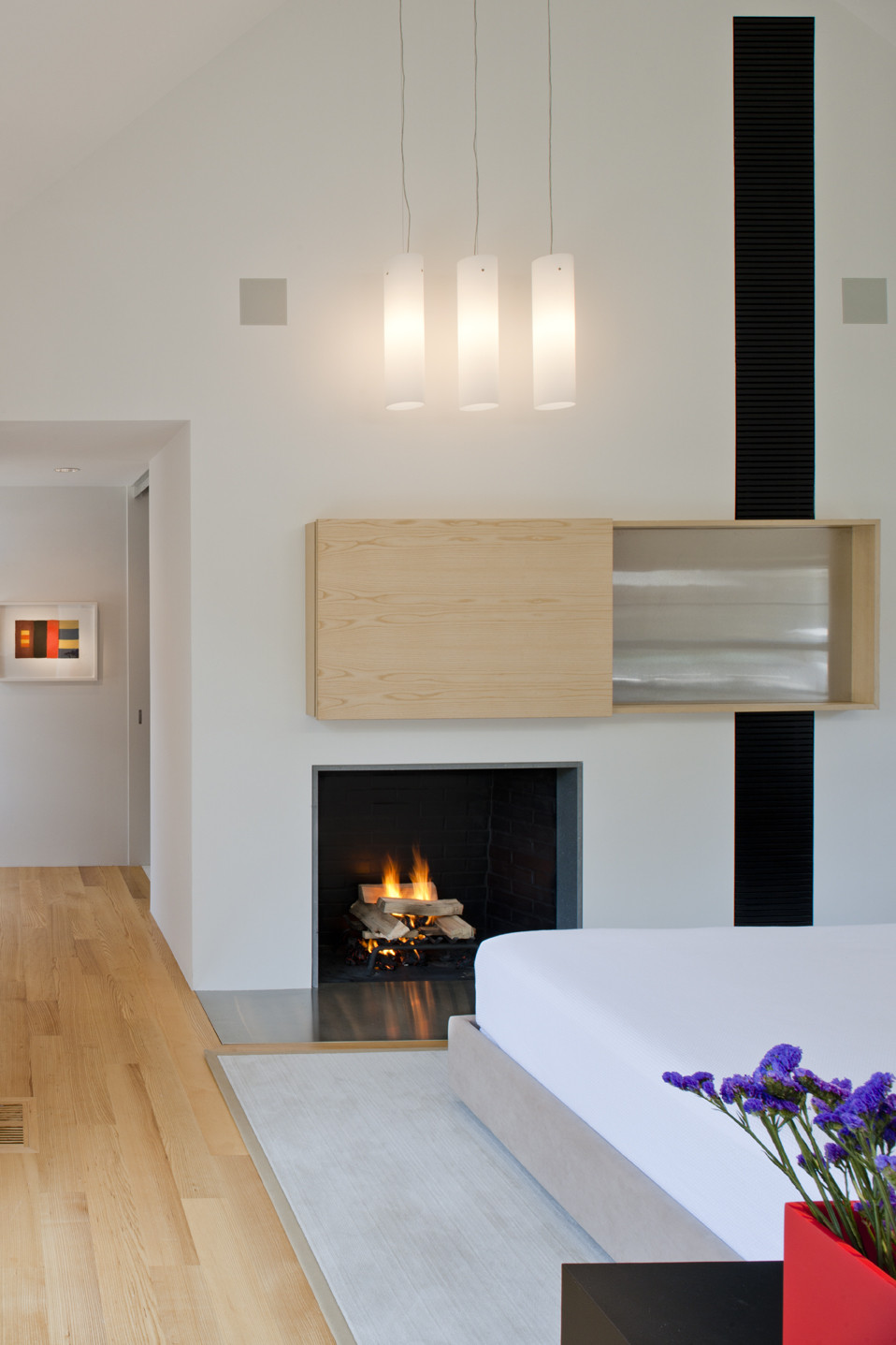 Floor Which Is Made From Wooden Material Along With Comfy Grey Colored Floor Carpet Floor Which Is Made From Wooden Material Along With Comfy Grey Colored Floor Carpet