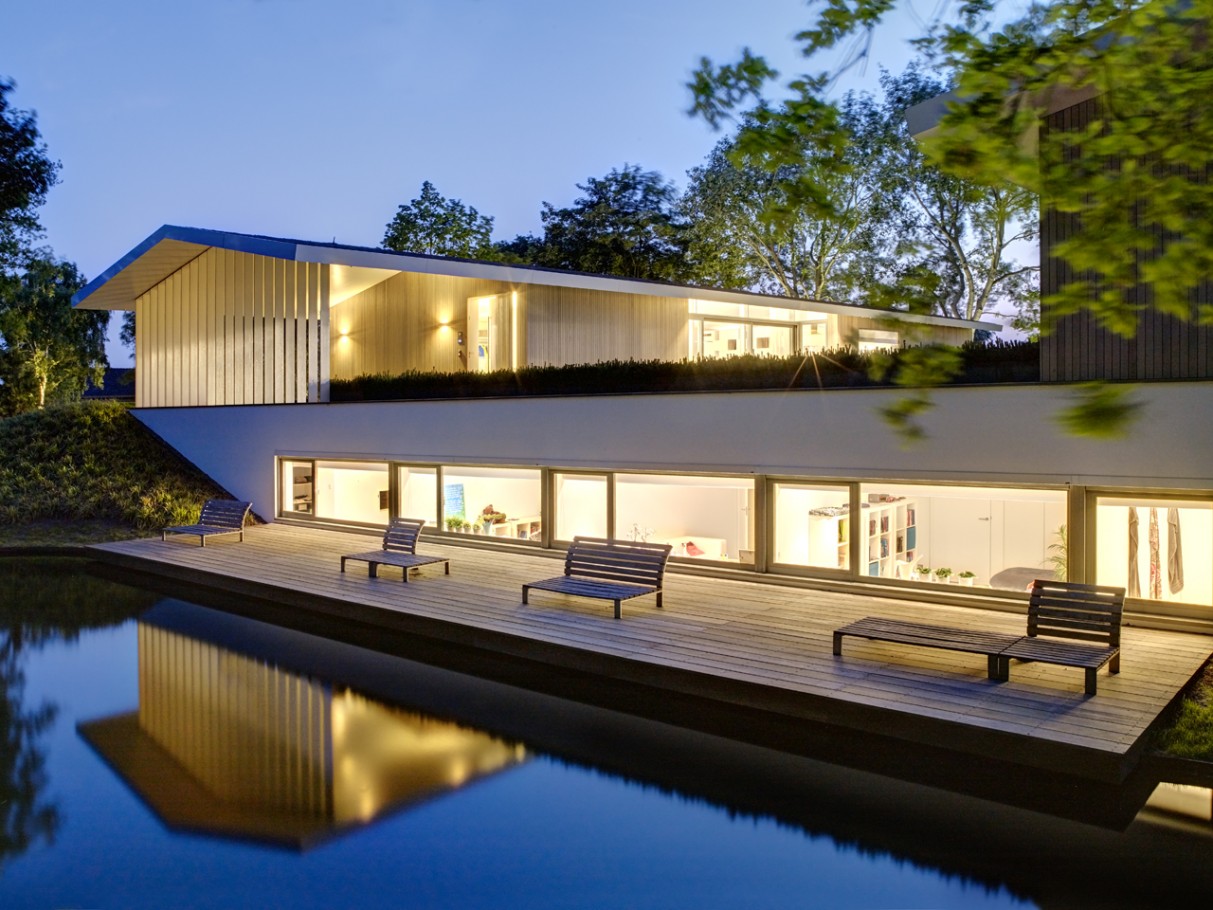 House L by Grosfeld van der Velde Architecten - Outdoor Sitting Area 2 House L by Grosfeld van der Velde Architecten - Outdoor Sitting Area 2
