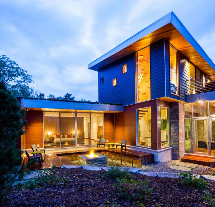 M-22 House by Michael Fitzhugh Architect - Bay Windows On Wall Decor