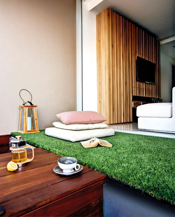 Cozy balcony to enjoy your book