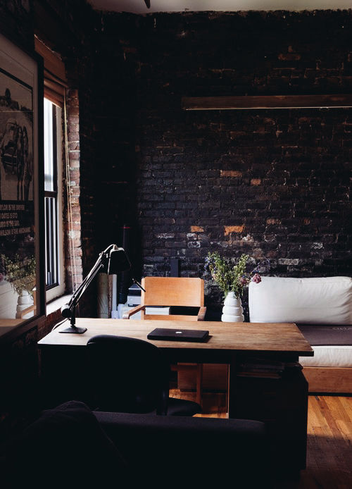 Elegant Black Themed Office Decorating Ideas For Men