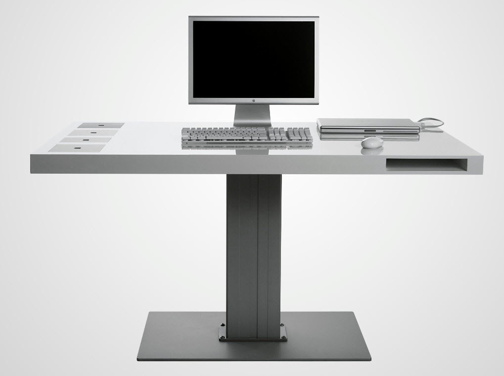 Milk‘s computer desk