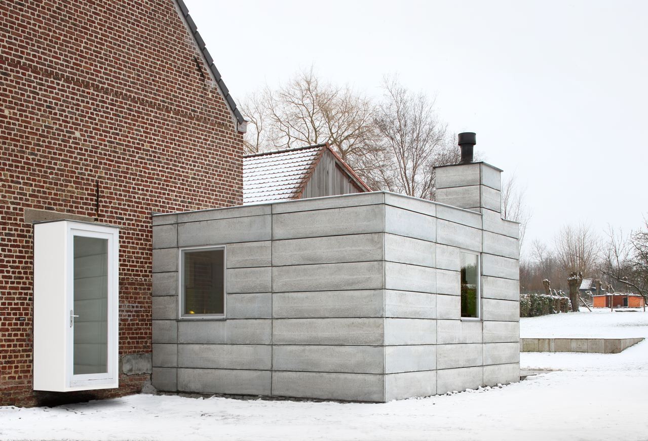 House H by Architecten de Vylder Vinck Taillieu - Panel Installed On Home Brick Wall To Improve Home View House H by Architecten de Vylder Vinck Taillieu - Panel Installed On Home Brick Wall To Improve Home View