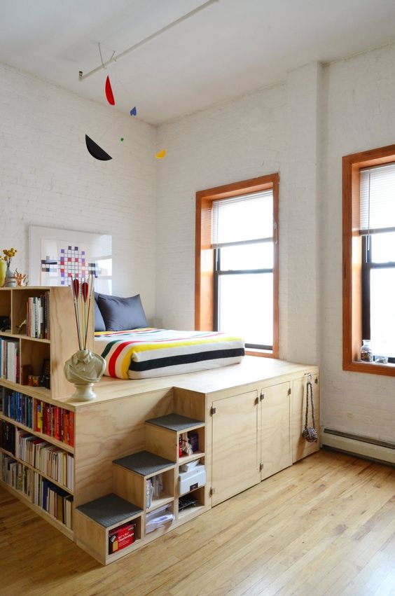 Platform bed with storage