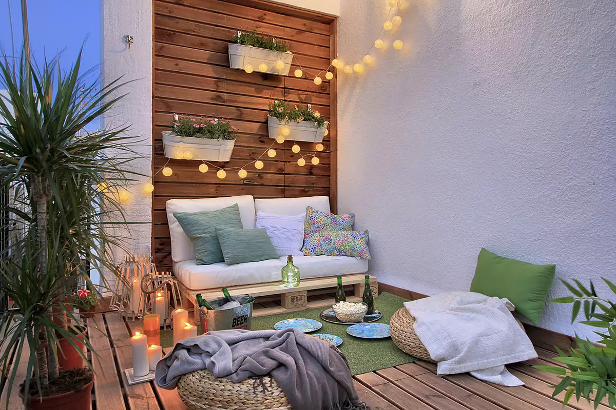 Balcony With a Planter Wall